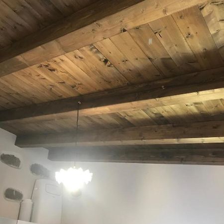 Апартаменты La Casa Dei Quadri Виллафранка-ин-Луниджана Экстерьер фото