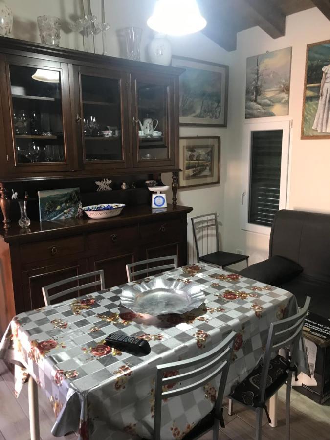 Апартаменты La Casa Dei Quadri Виллафранка-ин-Луниджана Экстерьер фото
